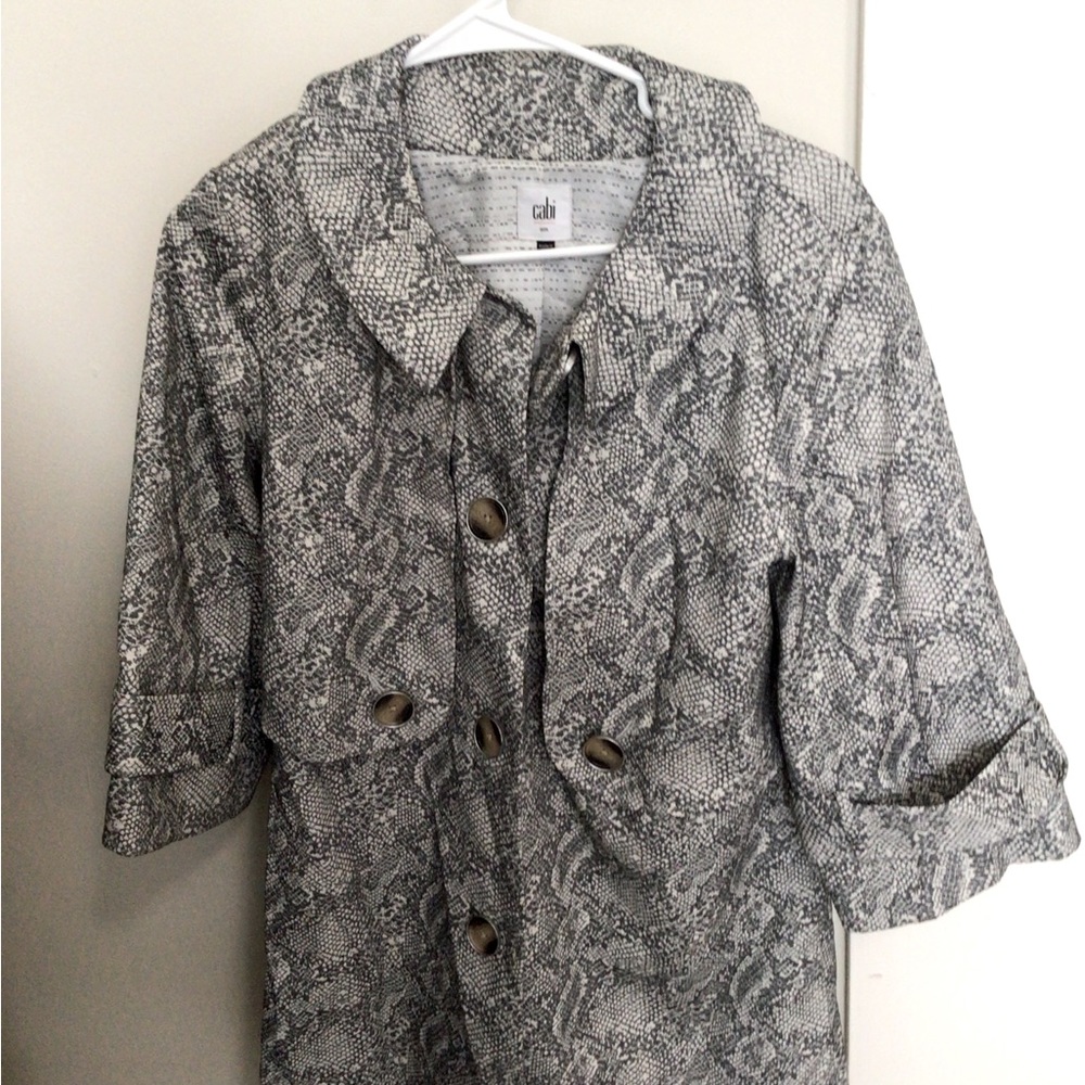 Women light coat,Cabi brand,gray,size S ,